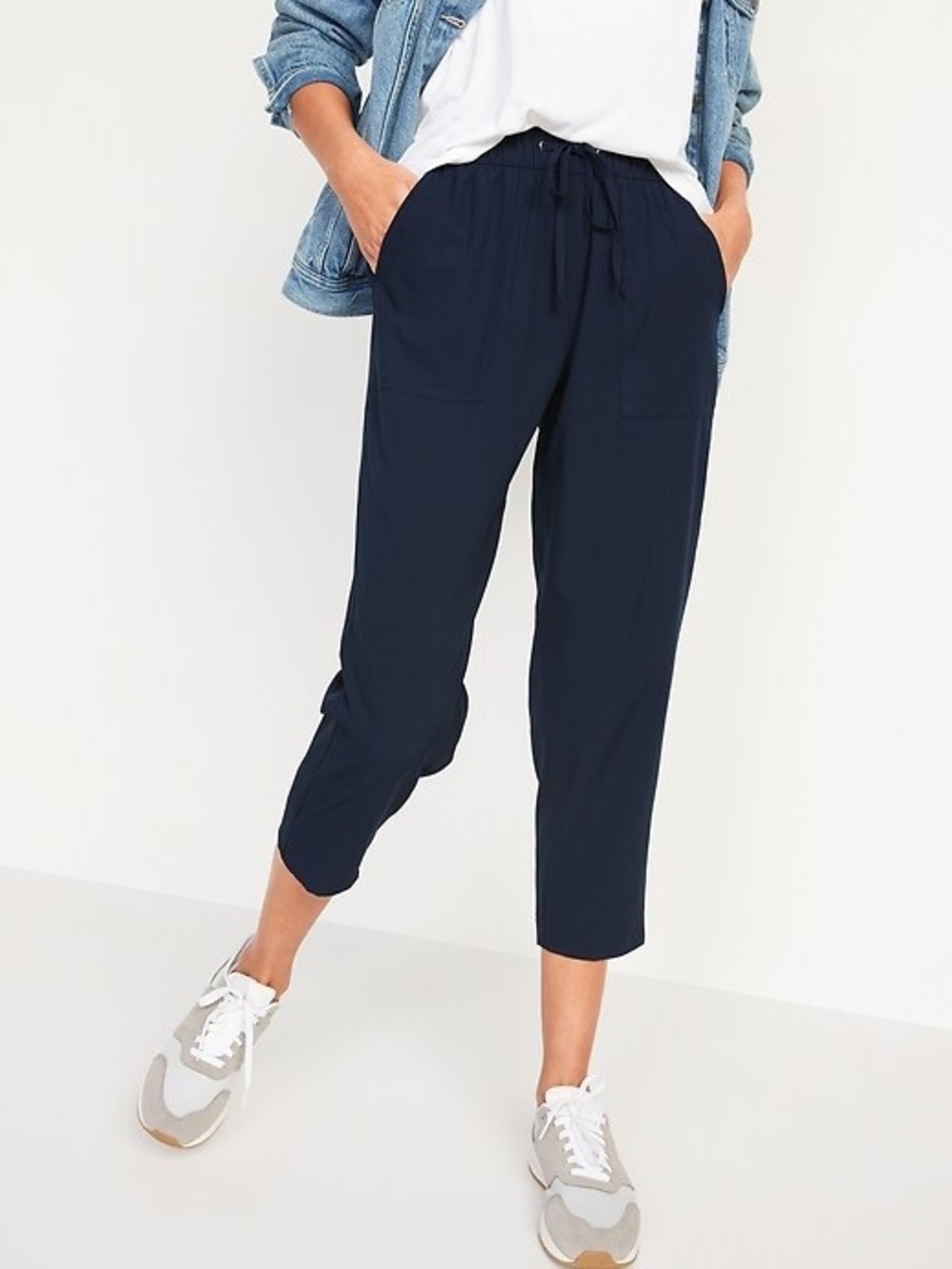 Old Navy High-Waisted StretchTech Utility
Crop Pants, Navy - Medium